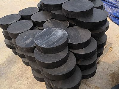 景洪市板式橡胶支座由若干层橡胶片与薄钢板经加压硫化